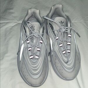 Adidas onelia women’s size 8Silver and Gray Sneakers
